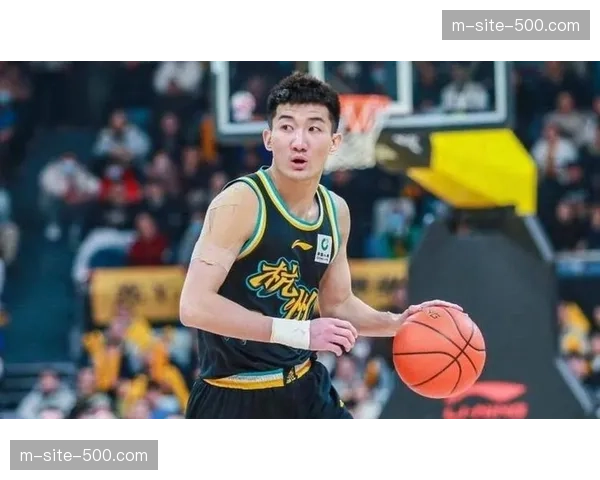 广厦孙铭徽缺阵影响进攻组织 许可能否承担控卫重任待观察 广厦孙铭徽缺阵影响进攻组织 许可能否承担控卫重任待观察